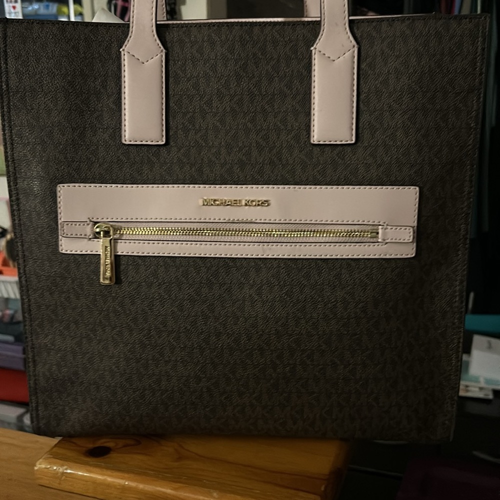 Michael Kors KENLY LARGE LOGO TOTE BAG - Picture 3 of 8